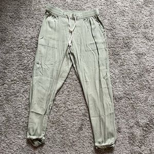 Salt Life 3/4 length pants